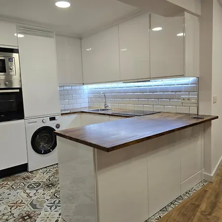 Floro Apartment