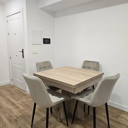 Apartment Floro *